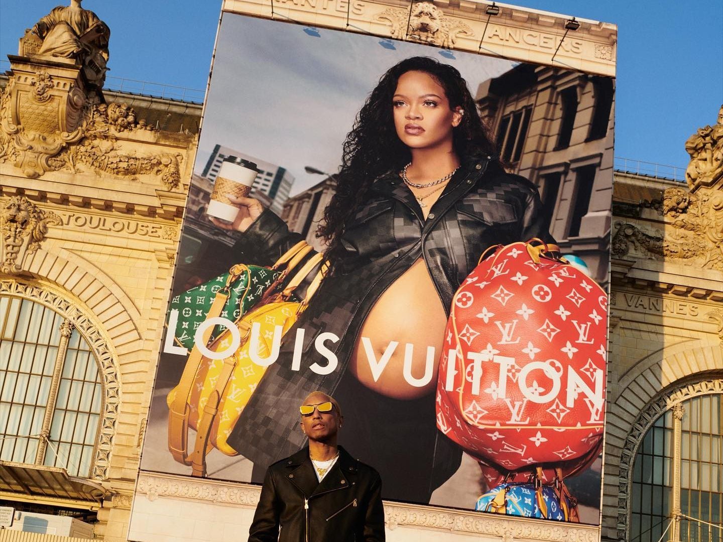 At Auction: Louis Vuitton, Louis Vuitton Paris Designer Luxury Leather  Wallet
