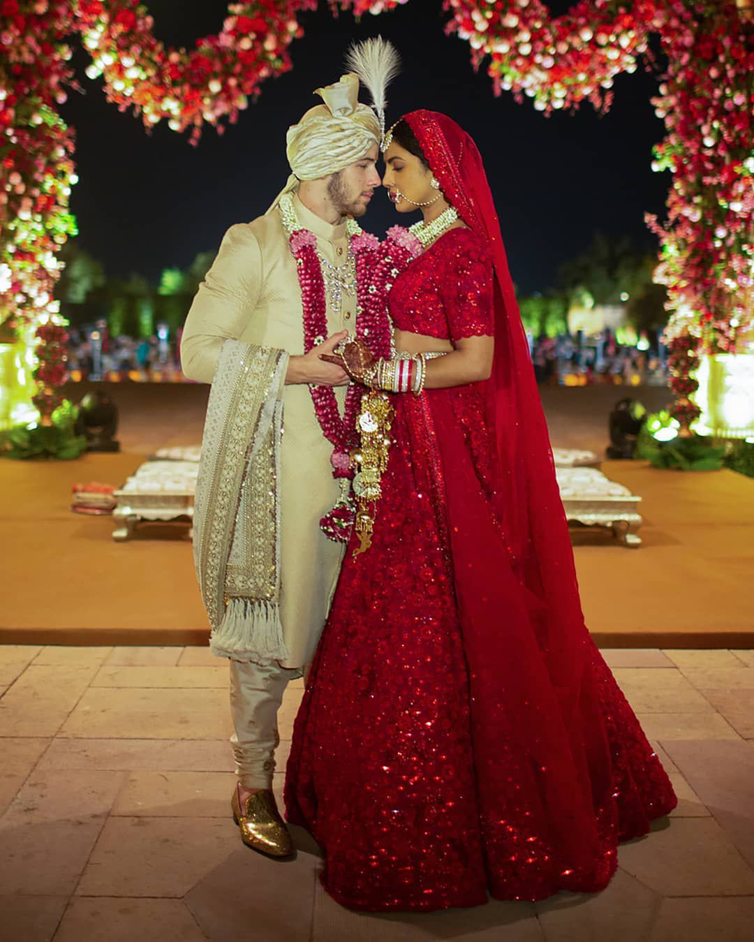 First pictures of Priyanka Chopra's wedding dress (and lehenga)