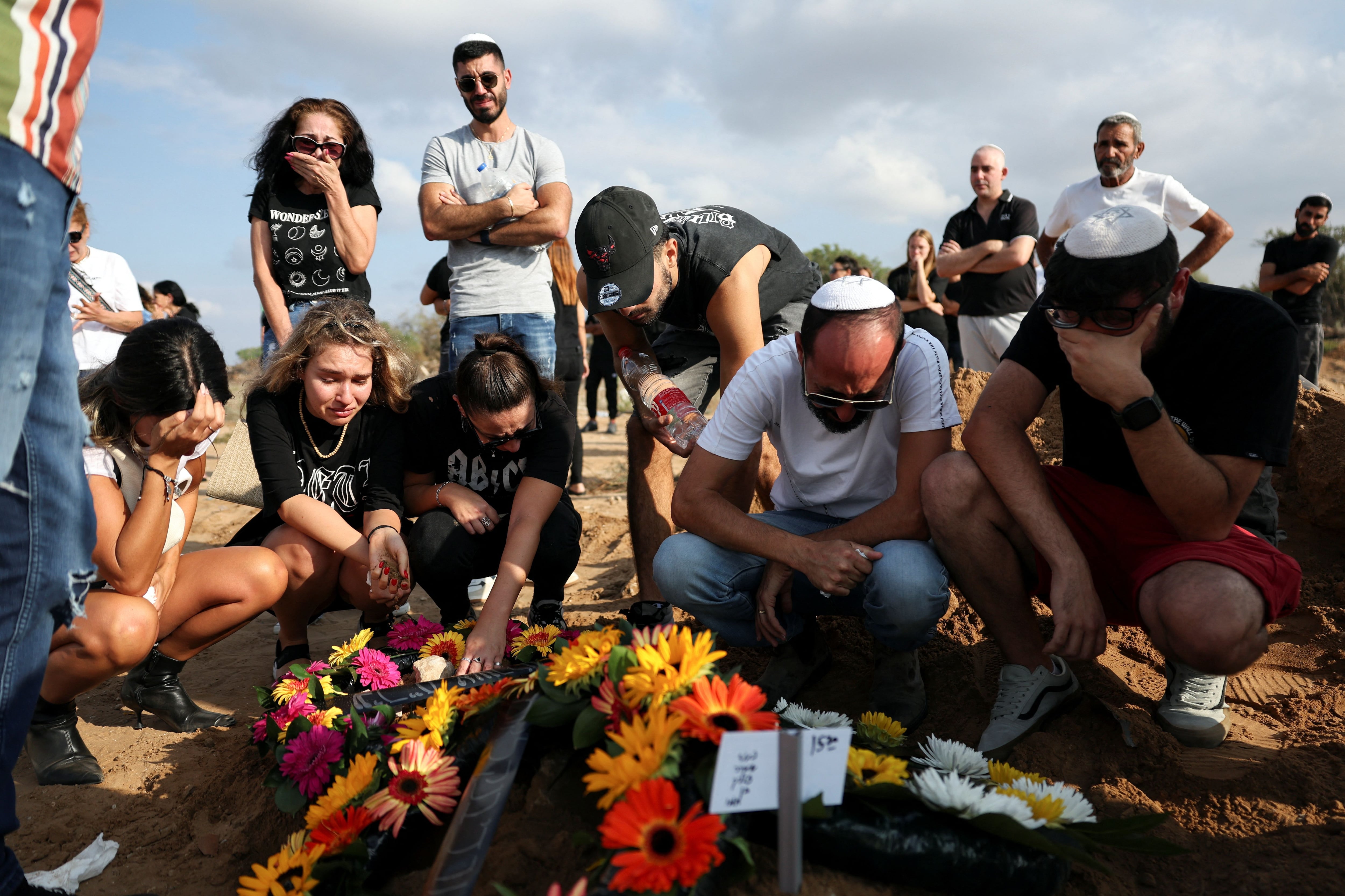 L.A.'s Israeli dance-music community mourns attack on rave - Los