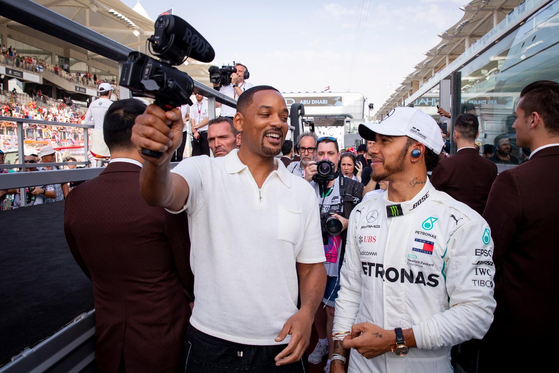 Months After Father Will Smith Revealed Daughter's Obsession With F1,  Willow Lives Her Dream to Meet Lewis Hamilton at Star Studded Louis Vuitton  Event - EssentiallySports