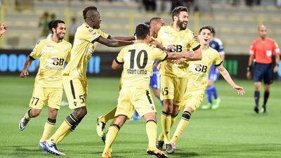 Al Wasl (yelow) vs Al Nasr (blue) during an Arabian Gulf League football match on Jan 28, 2016 (Courtesy AGL)