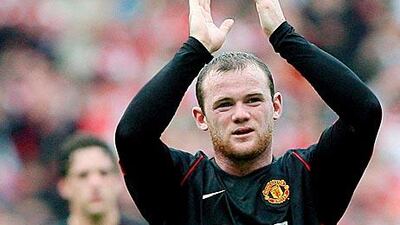 Wayne Rooney has signed a new contract with Manchester United ending a turbulent week at Old Trafford.