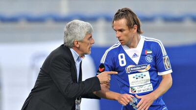 Al Nasr coach Ivan Jovanovic and Al Nasr forward Brett Holman. Jeff Topping / The National
