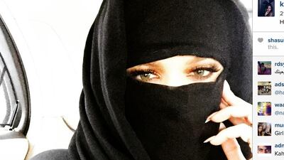 Readers share their thoughts about Khloe Kardashian's Instagram picture.