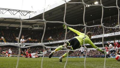 Erik Lamela scores the third goal for Tottenham. Action Images via Reuters / John Sibley