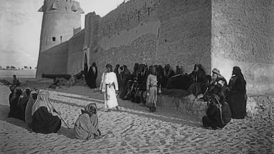 Sheikh Zayed the First, often called Zayed the Great, holding a majlis outside Qasr Al Hosn, photographed by Hermann Burchardt in 1904. Courtesy Berlin Museum of Ethnolog