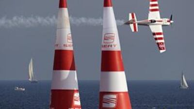 British pilot Paul Bonhomme on his way to win the final race of the season and capture the 2009 Red Bull Air Race World Championship in Barcelona. Bonhomme dashed Hannes Arch's title hope.