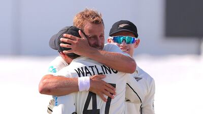 New Zealand's Neil Wagner hugs teammate and wicketkeeper BJ Watling. AFP