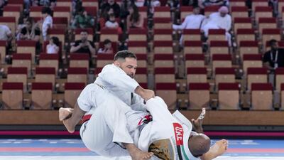 Igor Silva in action against Antonio Junior.