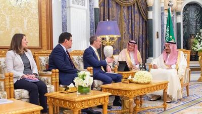 Stephanie Al Qaq attends a meeting between Dominic Raab and King Salman. @KSAmofaEN via Twitter