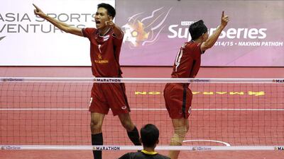 Thailand’s players celebrate winning a set against Malaysia during their mens final match. Asia Sports Ventures / Action Images via Reuters