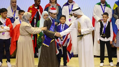 Sheikh Hamdan congratulates Mohammed Ahmed Hassan from Egypt