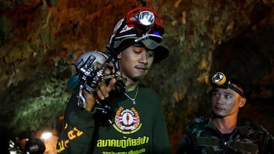Soldiers and rescue workers work in Tham Luang cave complex. Soe Zeya Tun / Reuters