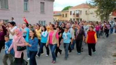 Thousands demonstrate against the Kurdish rebel group PKK in Altinova in Turkey's Balikesir province.