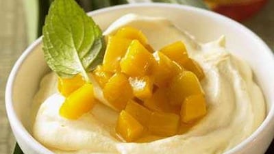 A Vietnamese variation on the mango cream motif.