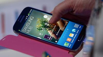 Only the 3G version of the Samsung Galaxy S 4 will be available at launch but it is expected that within two weeks the 4G LTE version - which promises much faster browsing - will hit the shelves. AFP Photo