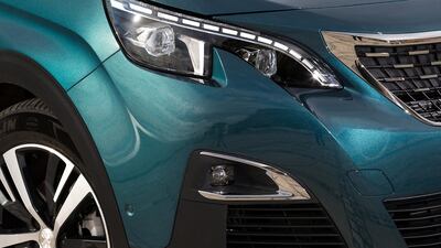 Front headlight detailing on the 5008.