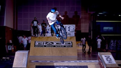 Learn skateboarding from the pros. Courtesy Dubai Sports World