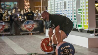 A contestant from the USA attempts to lift 430 kg at the World's Ultimate Deadlift, Burj Plaza, Dubai.