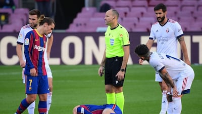 Clement Lenglet 6 – Lenglet’s substitution through injury means Ronald Koeman has another defensive absence to worry about. Had been solid until he limped off. AFP