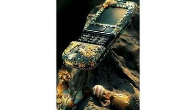 The new Nefertiti phone by Givori.