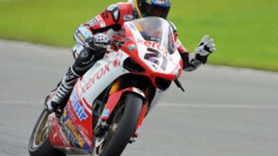 The Australian Troy Bayliss felt a lot of pressure to do well in his last professional year in the sport.