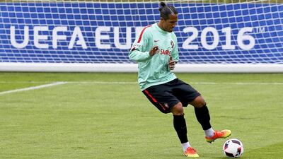 Portugal’s national soccer team player Bruno Alves joins a training session at the team’s UEFA EURO 2016 camp in Marcoussis, near Paris, France, 28 June 2016. Portugal will face Poland for their quarter final match of the UEFA EURO 2016 at the Stade Velodrome in Marseille on 30 June. EPA/MIGUEL A. LOPES