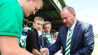 Gary Johnson, the Yeovil coach, is popular among fans, despite angering Birmingham City coach Lee Clarke.