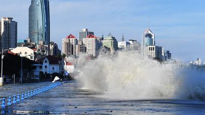 Waves caused by Typhoon In-Fa in Qingdao.