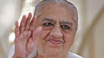 Dadi Gulzar waves to the audience at the Excelsior Creek Hotel in Dubai.