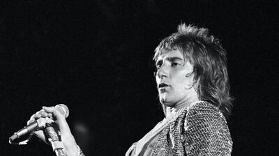 Singer Rod Stewart performs onstage in 1977. Michael Ochs Archives / Getty Images