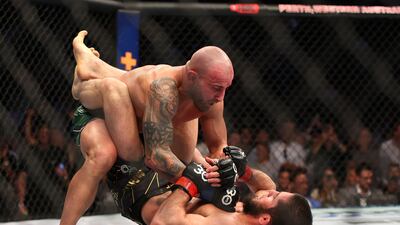 Alex Volkanovski has Islam Makhachev on the canvas during their fight at UFC 284. Getty