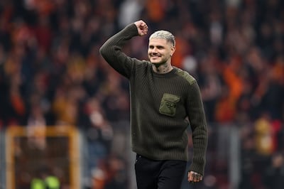 Mauro Icardi of Galatasaray applauds the fans prior to the Turkish Super League match between Galatasaray and Fenerbahce. Getty Images