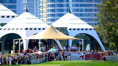 Andy Sullivan of England plays his tee shot at the par 4, first hole during the final round of the 2016 Omega Dubai Desert Classic on the Majlis Course at the Emirates Golf Club on February 7, 2016 in Dubai, United Arab Emirates. (Photo by David Cannon/Getty Images)