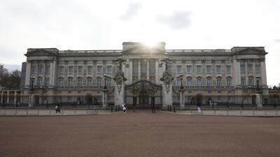 The outside of Buckingham Palace is unusually empty on March 20, 2020 after a shutdown of the British capital in the wake of the coronavirus pandemic. Bloomberg
