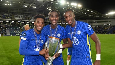 Callum Hudson-Odoi, Trevoh Chalobah and Tammy Abraham of Chelsea celebrate.