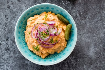 Obatzda with onion and cress. Photo: Getty Images