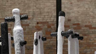 The work, and the performative walk around it, affect the transition from day to night, as seen by the eye