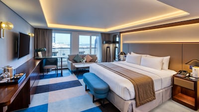 A Captain's Room on the QE2