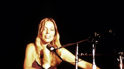 Joni Mitchell performing at the Berkeley Community Centre in September 1974.