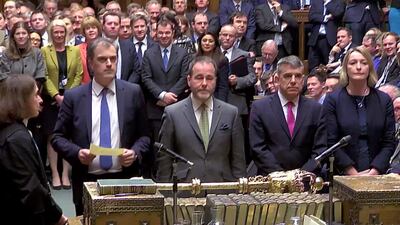 MPs deliver the result of a no-confidence vote, after Parliament rejected Theresa May's Brexit deal. Reuters