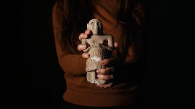 A Sumerian figure. This statue was uncovered by soldiers of the Indian army serving with the British, digging trenches at Isatalabat, on the banks of the River Tigris. It dates to around 2400 BC and the front of the figure has been damaged by the pick of the soldier who discovered it. The regiment’s commanding officer donated the statue to the Ashmolean in 1919. Courtesy Ashmolean, University of Oxford