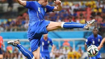 Matteo Darmian has signed a four-year contract at Manchester United. Ettore Ferrari / EPA