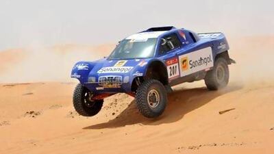 Competitors will have to stay focused with temperatures in excess of 38ºC and the challenge of ever-changing sand dunes. Courtesy Total Communications