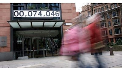Santiago Sierra's Death Counter, an LED display at Hiscox Insurers' London Headquarters, documents the annual number of deaths worldwide.