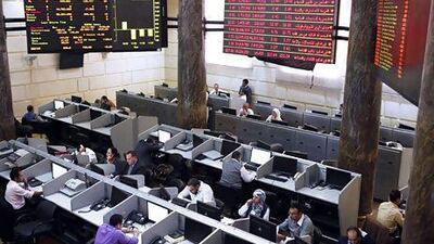 Egyptian share prices plunged yesterday in the first session since the president Mohammed Morsi sparked a crisis by expanding his powers. Asmaa Waguih / Reuters