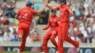 Jonathan Trott, left, has been a pivotal part of the England side led by Alastair Cook, right, in recent months. Philip Brown / Reuters