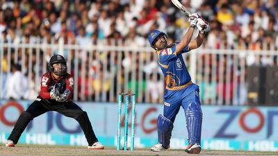Ravi Bopara of Karachi Kings playing a shot against Lahore Qalandars in the Pakistan Super League T20 match at Sharjah Cricket Stadium in Sharjah. He scored not out 71 runs. ( Pawan Singh / The National )