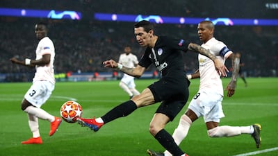 Angel Di Maria of PSG crosses the ball.