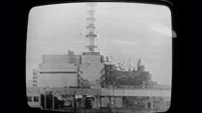 Soviet television showed, on April 30, 1986, this picture of the Chernobyl plant on which a half-destroyed building could be seen, but commentary said there had been "no destruction, nor gigantic fires nor thousands of casualties". AFP